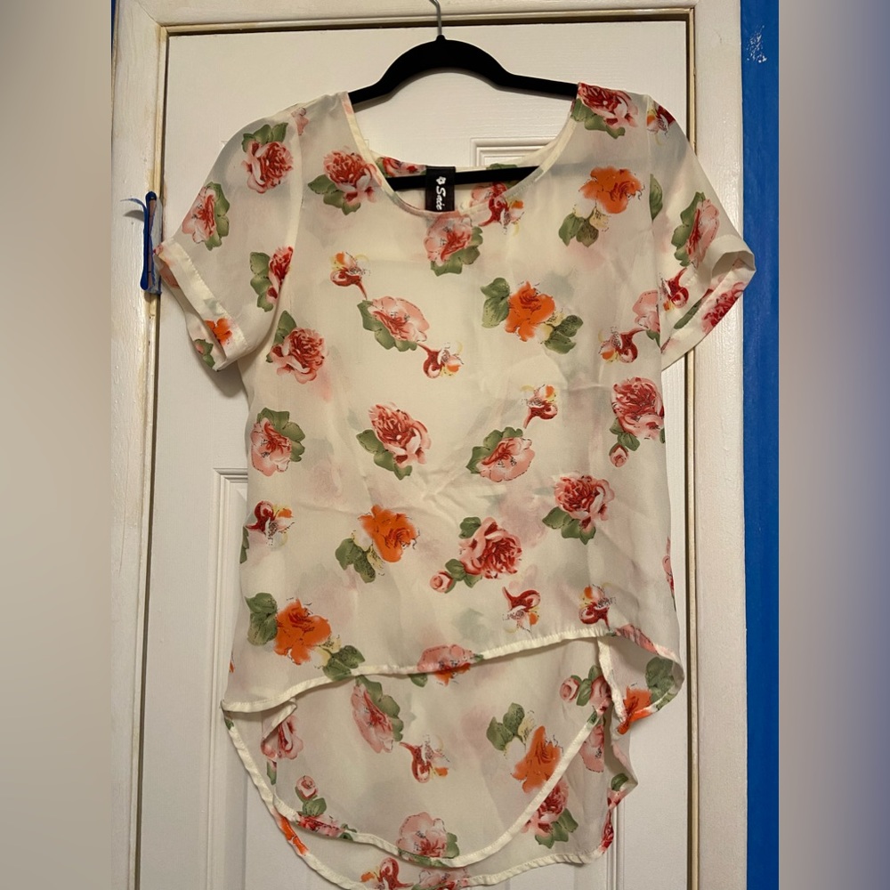 Women’s blouse